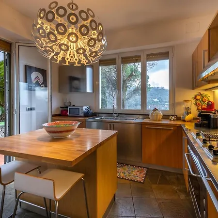 Meridiana Luxury Property In فيلة كامولّي